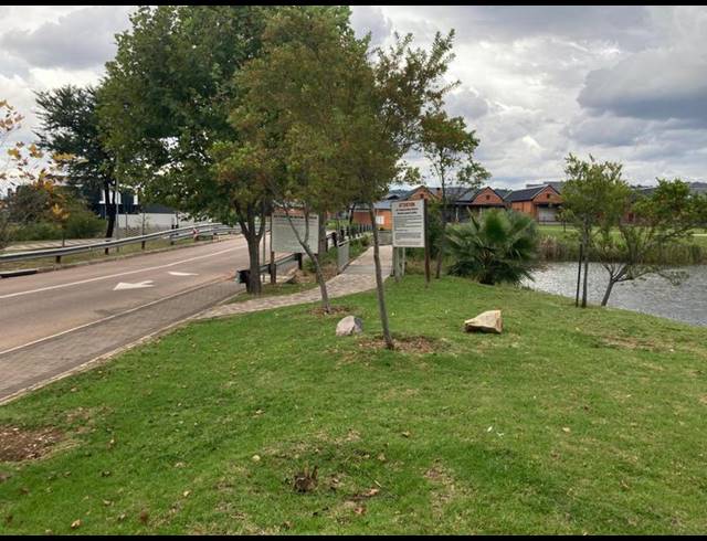 LAND FOR SALE IN SIX FOUNTAINS RESIDENTIAL ESTATE